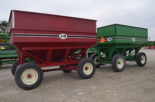 Property photo 6 - JOHN DEERE FARM EQUIPMENT AUCTION